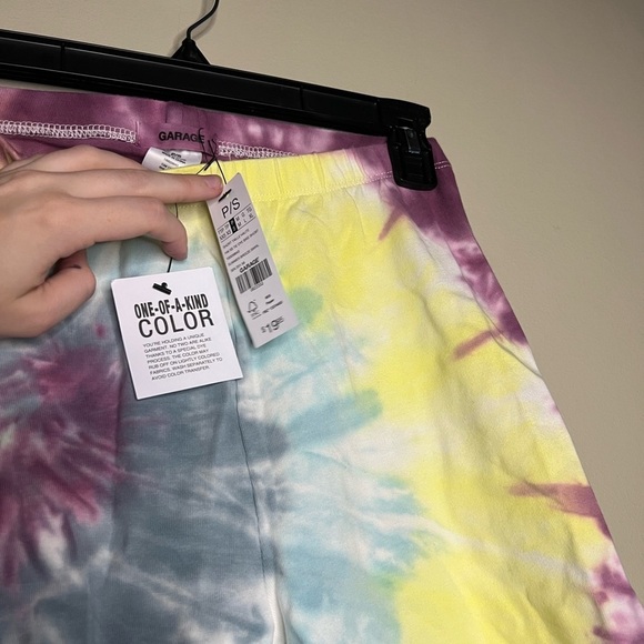 NWT Garage tie dye bike shorts - Picture 3 of 4